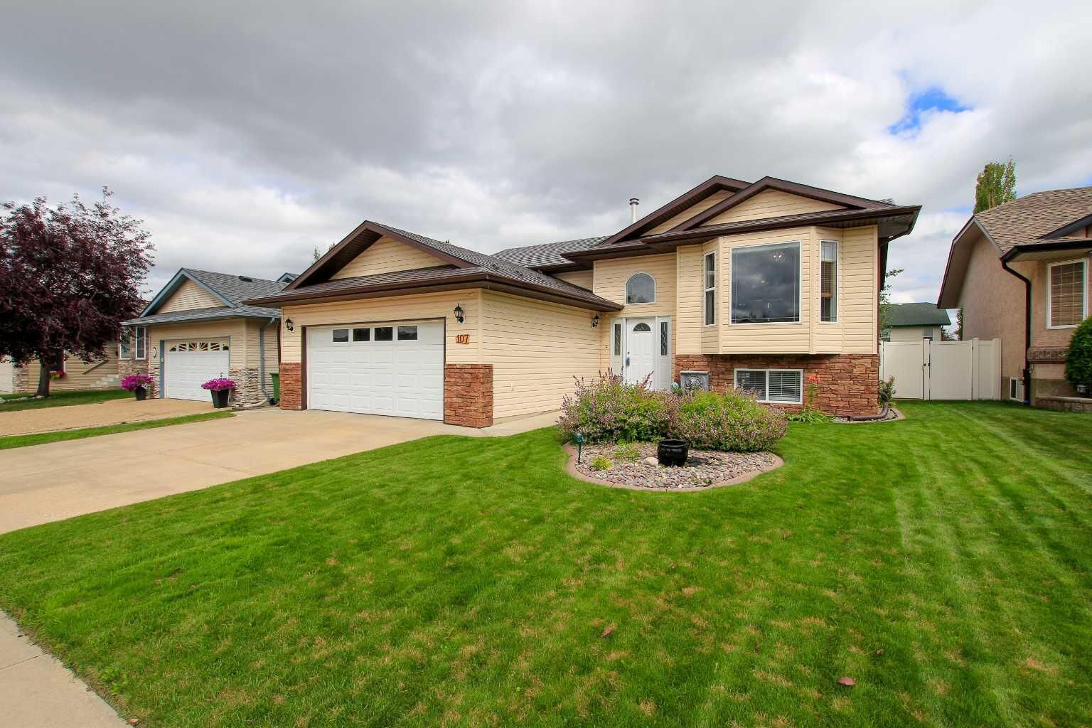 Property Photo:  107 Ackerman Crescent  AB T4R 3B3 
