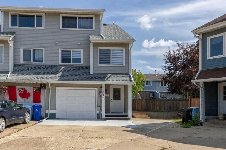 128 Wallace Place  Fort McMurray AB T9H 4P9 photo