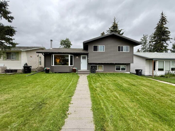 133 Cheviot Drive  Hinton AB T7V 1P8 photo