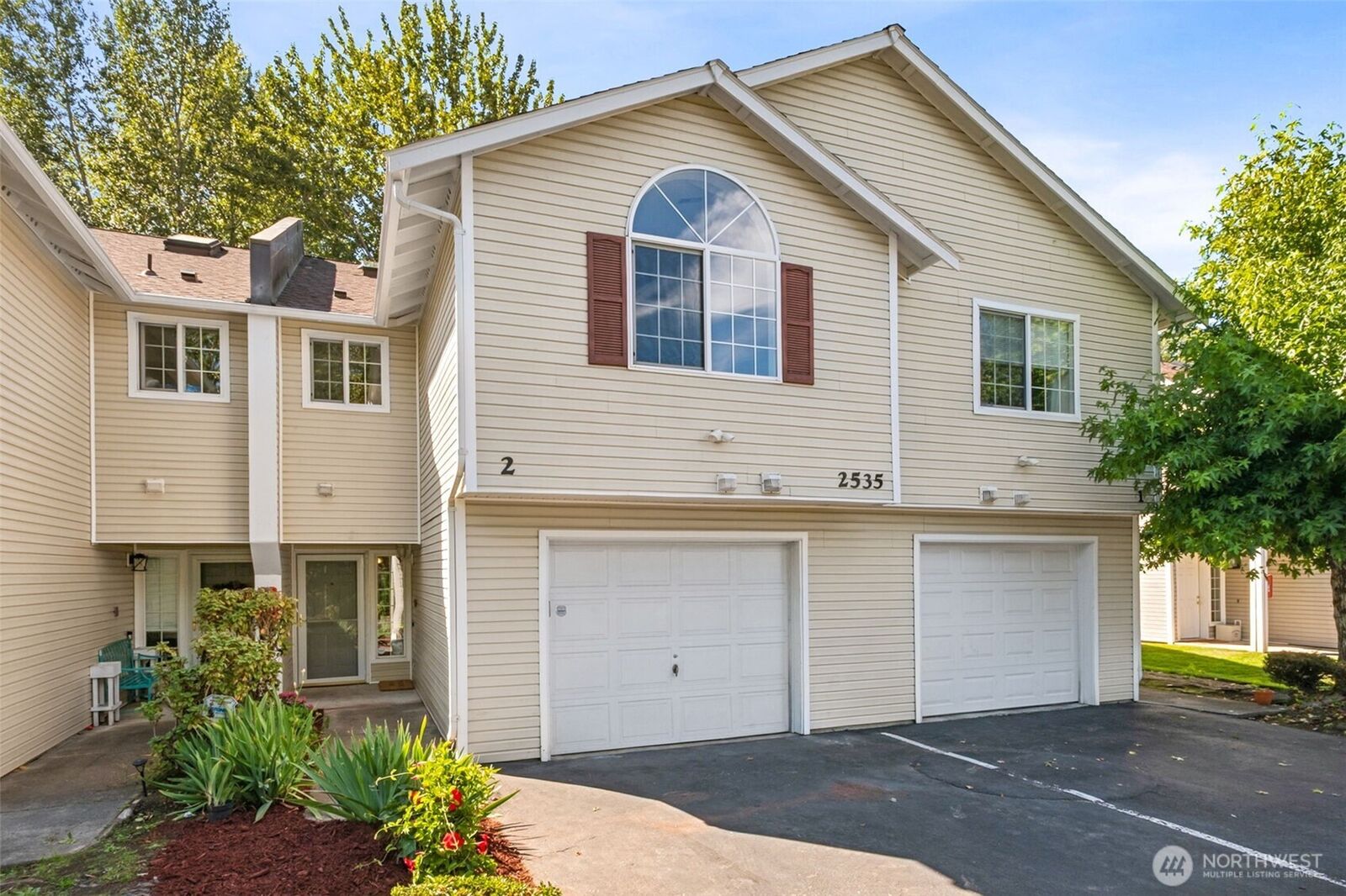 Property Photo:  2535 S 288th Street 2  WA 98003 