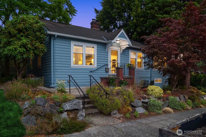 814 NW 75th Street  Seattle WA 98117 photo