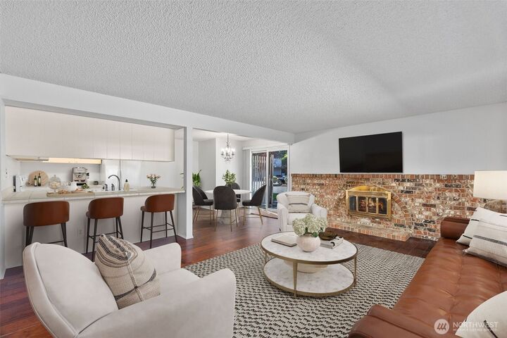 Property Photo:  2810  Garden Court A  WA 98388 