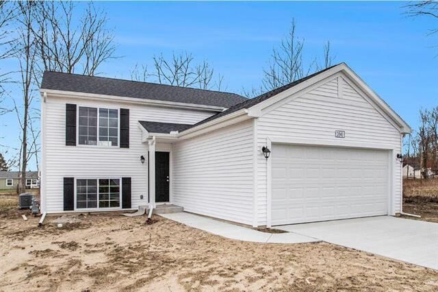 1212 Pine Street  Three Rivers MI 49093 photo