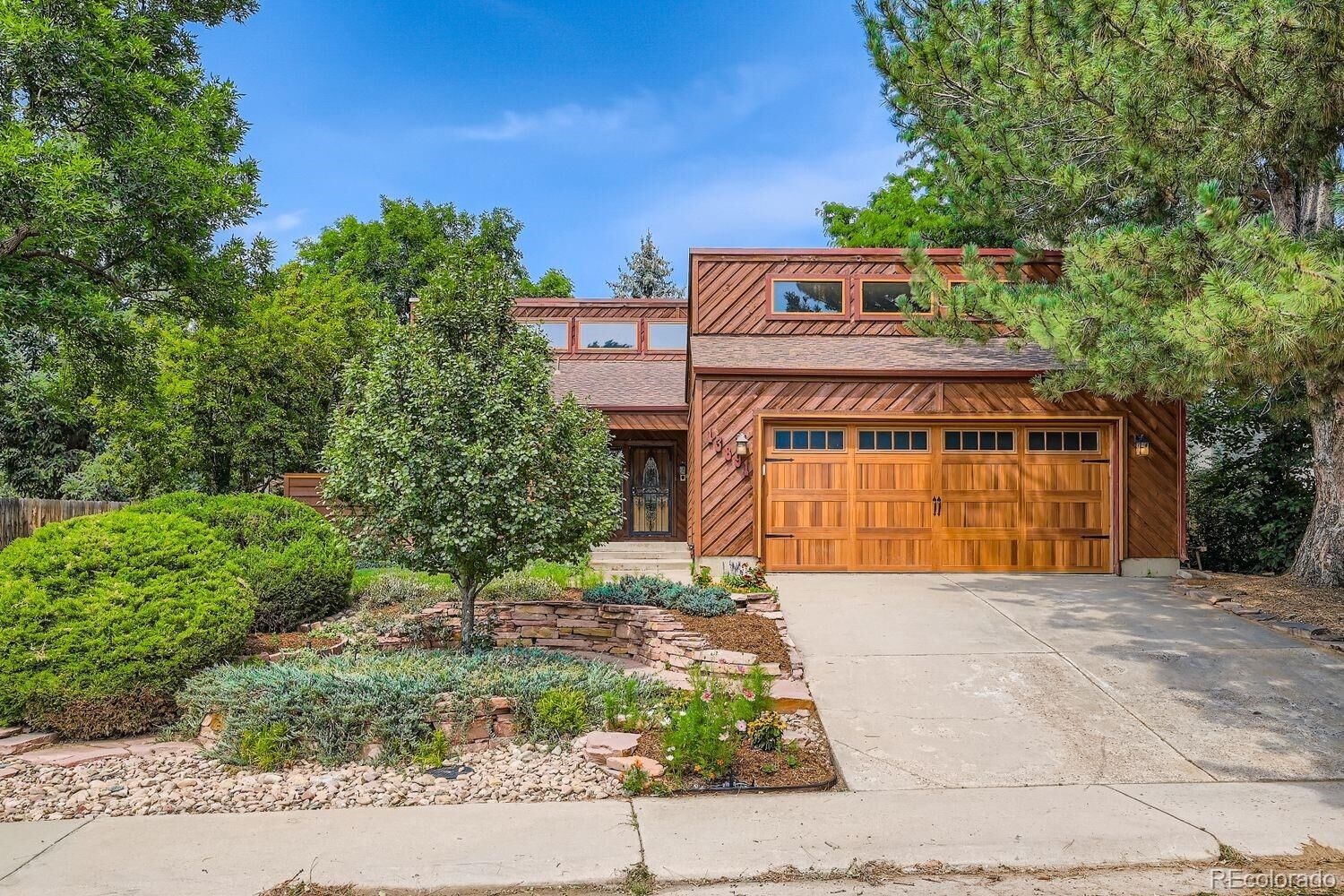 Property Photo: 13891 E Radcliff Place CO 80015