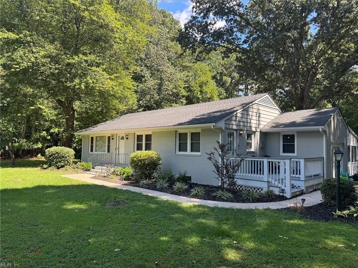 Property Photo: 70 Postle Cove Rd VA 23035
