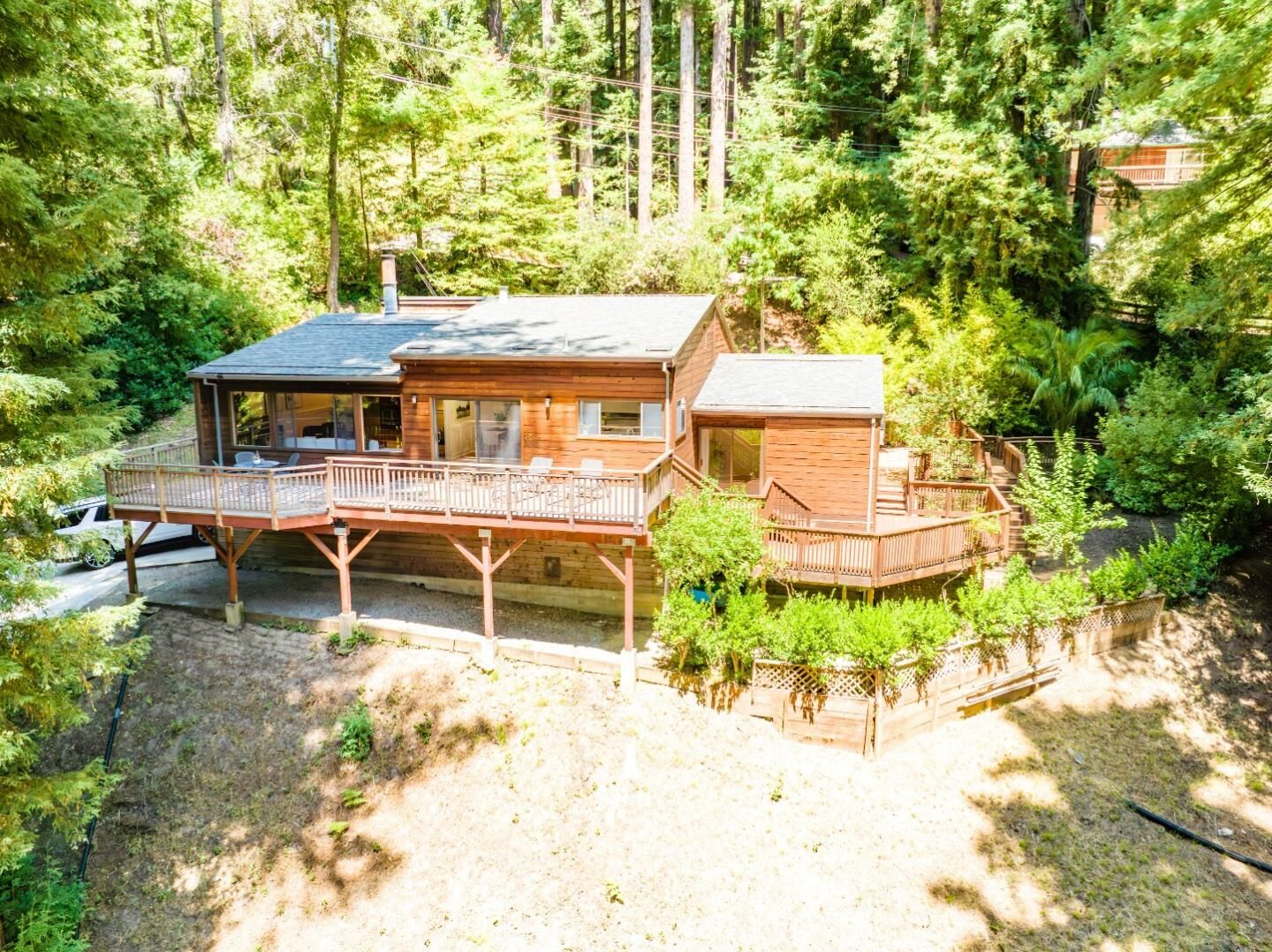 Property Photo: 720 Quigg Way CA 95006
