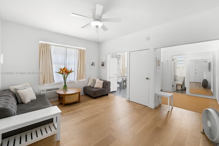 Property Photo: 1005 Meridian Ave 7 FL 33139