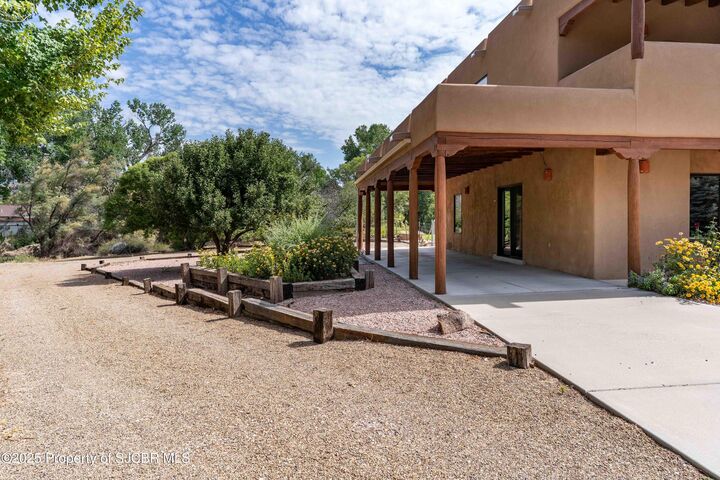 Property Photo:  714 Maraboots Circle  NM 87410 