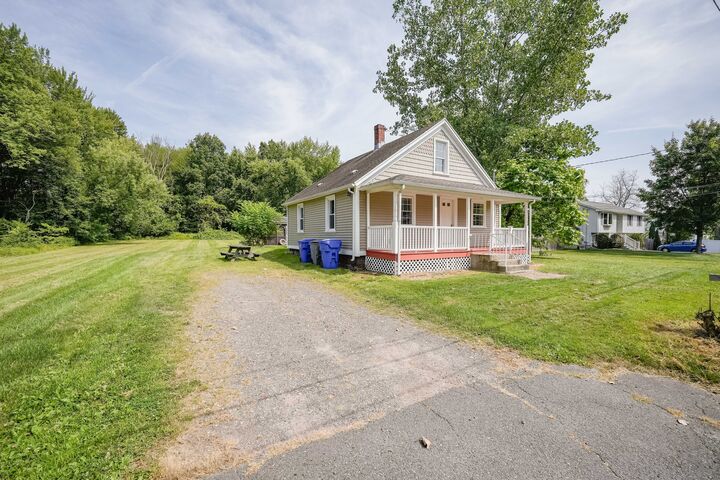 31 First Avenue  Enfield CT 06082 photo