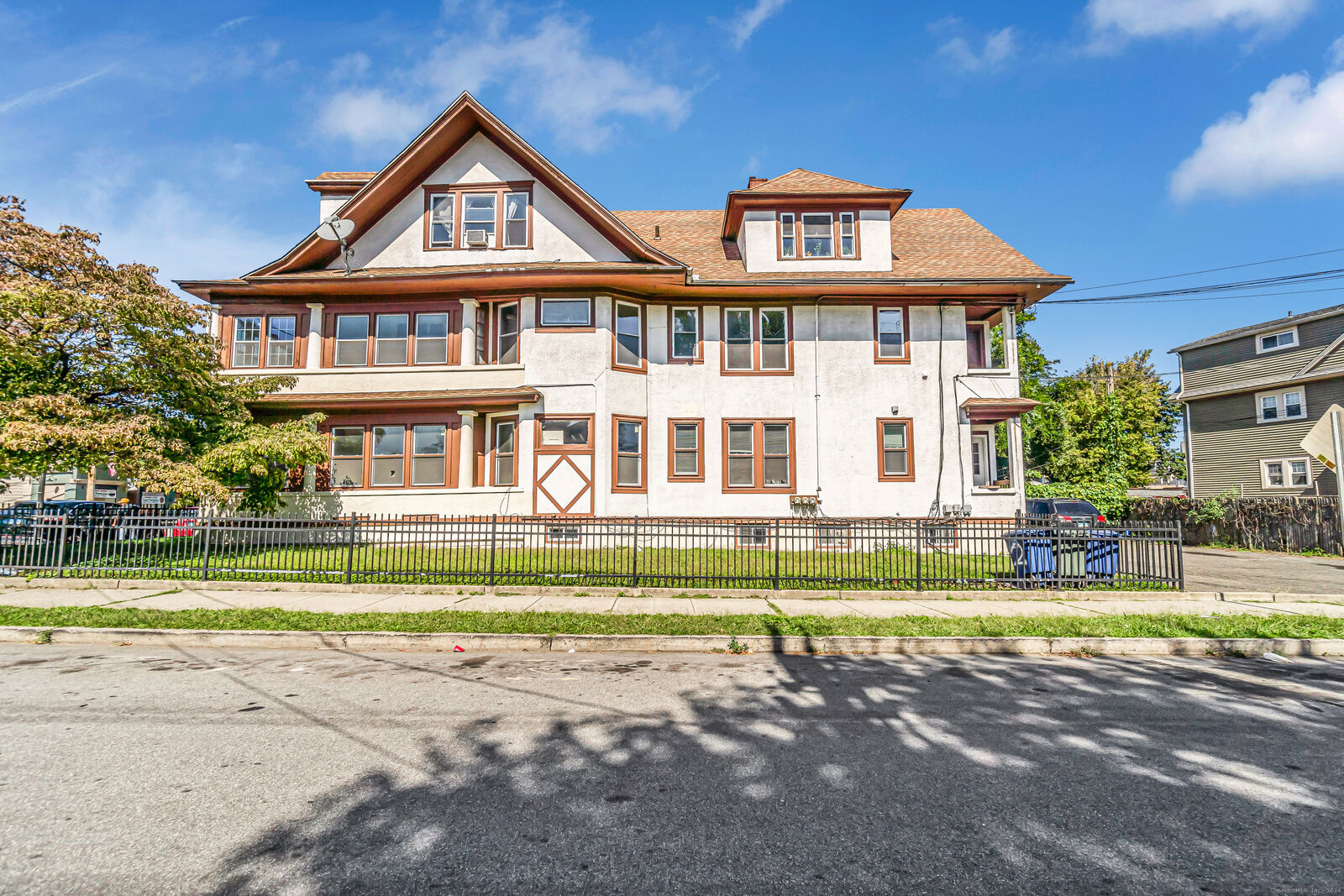 Property Photo:  2679 Fairfield Avenue #2  CT 06605 