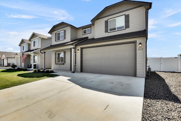 Property Photo:  2012 E C St  WA 99006 