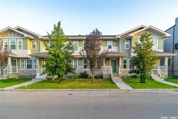 5742 Glide Crescent  Regina SK S4W 0P1 photo