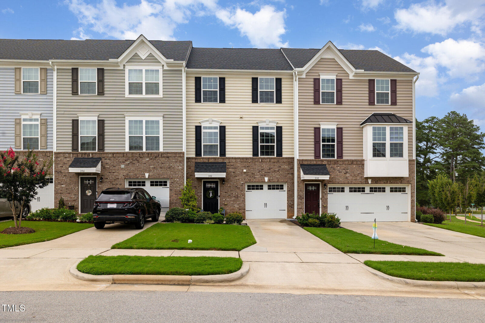 Property Photo:  342 Amber Acorn Avenue  NC 27603 