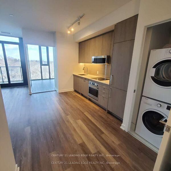 Property Photo:  250 Lawrence Avenue W 705  ON M5M 1B1 