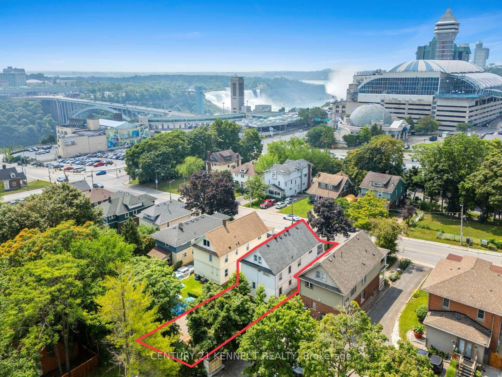Property Photo: 4475/4477 Hiram Street ON L2E 1A2