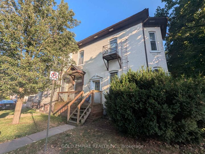 Property Photo:  536 Princess Street  ON N4S 4H1