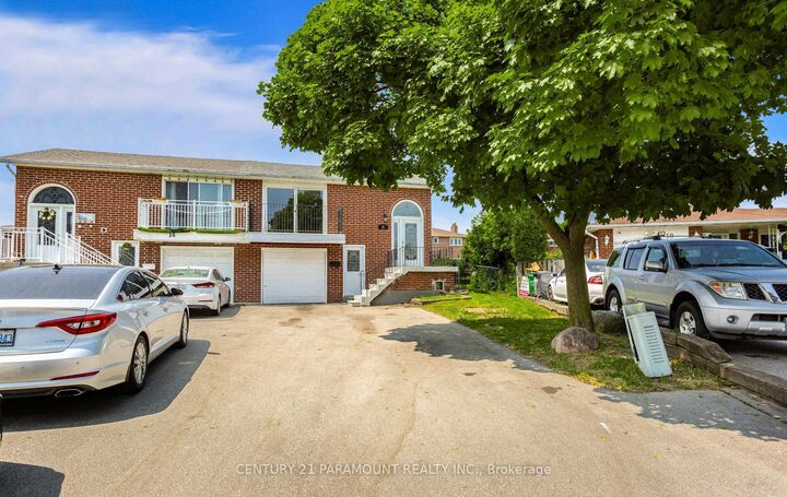 Property Photo: 12 Montjoy Crescent ON L6S 3E7