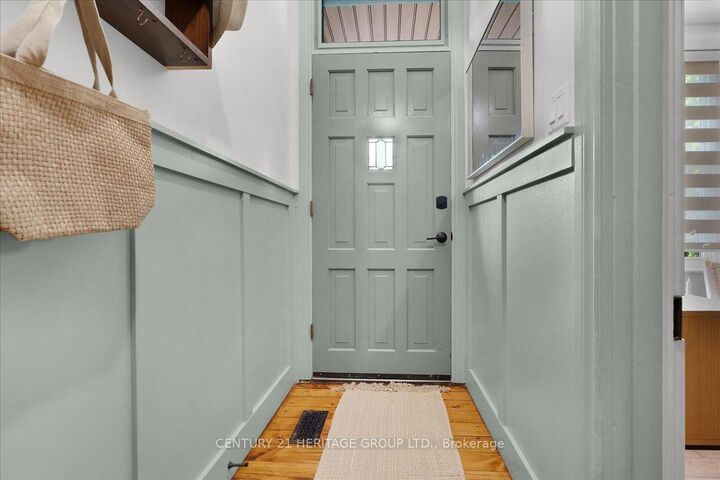 Property Photo:  40 Emerald Street N  ON L8L 5K3 