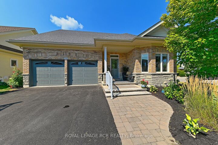 Property Photo: 200 Kingfisher Drive 174 ON L9W 0B3