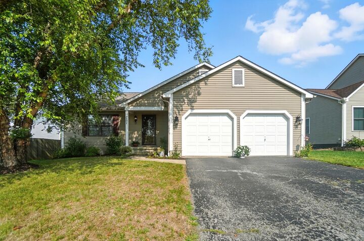 Property Photo:  2402 Rock Creek Court  OH 43123 