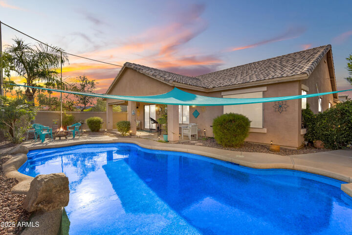 Property Photo: 21111 E Aspen Valley Drive AZ 85142
