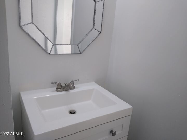 Property Photo:  1629 E Pinchot Avenue  AZ 85016 