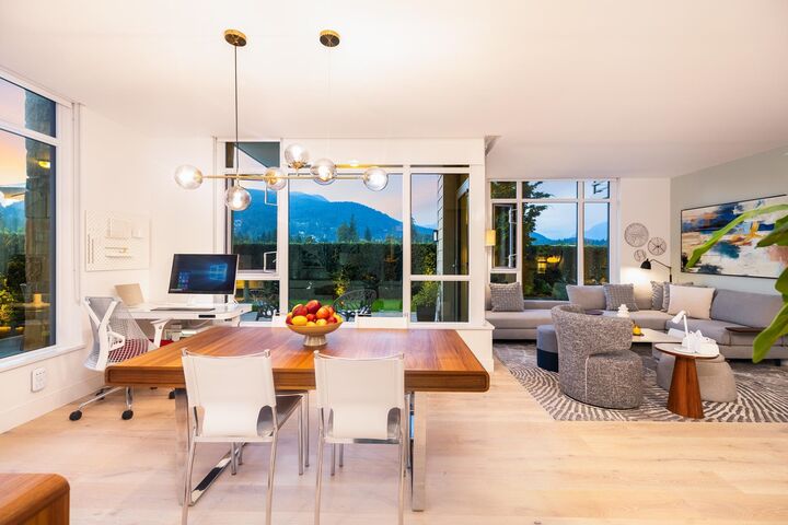 2780 Valley Centre Avenue 205  North Vancouver BC V7J 0C4 photo