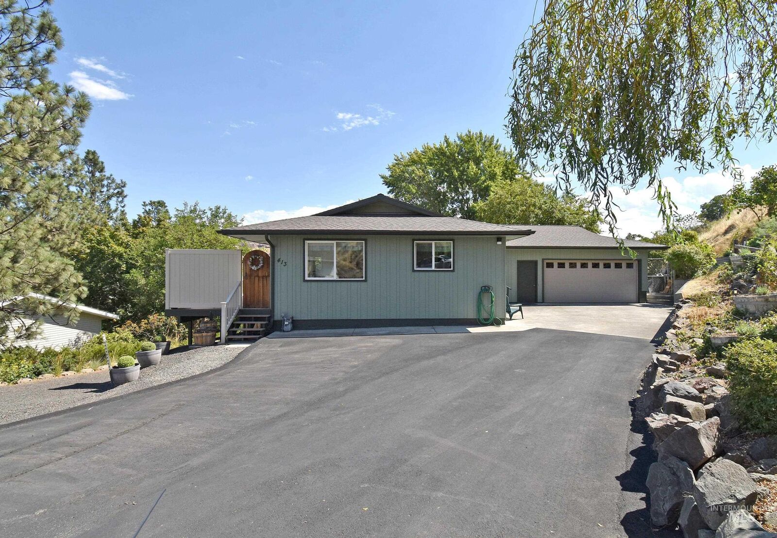 Property Photo:  413 Garfield Street  WA 99402 