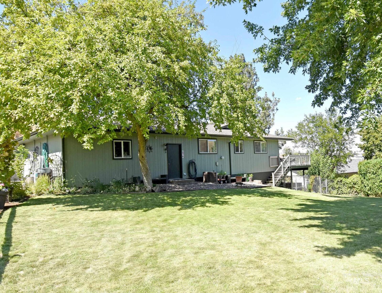 Property Photo:  413 Garfield Street  WA 99402