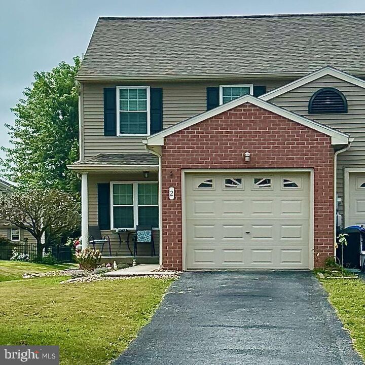 2 Sue Circle  Lebanon PA 17042 photo
