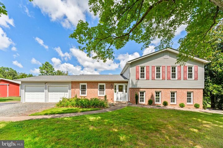 Property Photo:  14010 Fitzwater Drive  VA 20181 