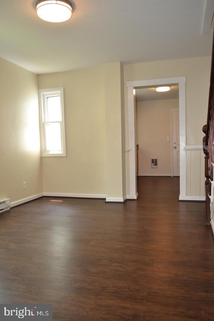 Property Photo:  27 E Pall Mall Street  VA 22601 