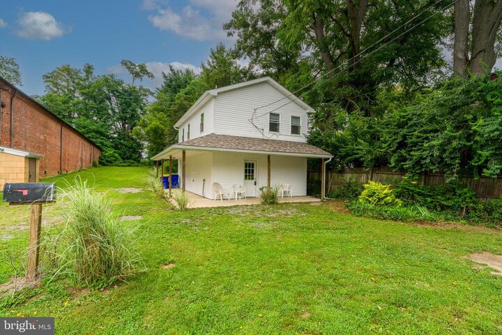 Property Photo:  141 W Frederick Street  PA 17551 