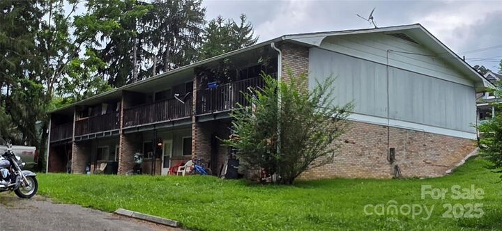 Property Photo:  430 N Main Street  NC 28716 