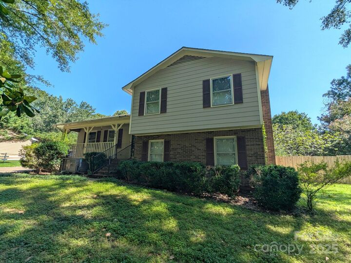 Property Photo:  105 Redcoat Drive  SC 29715 