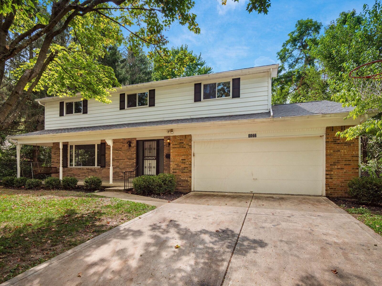 Property Photo:  1177 Matterhorn Drive  OH 43068 