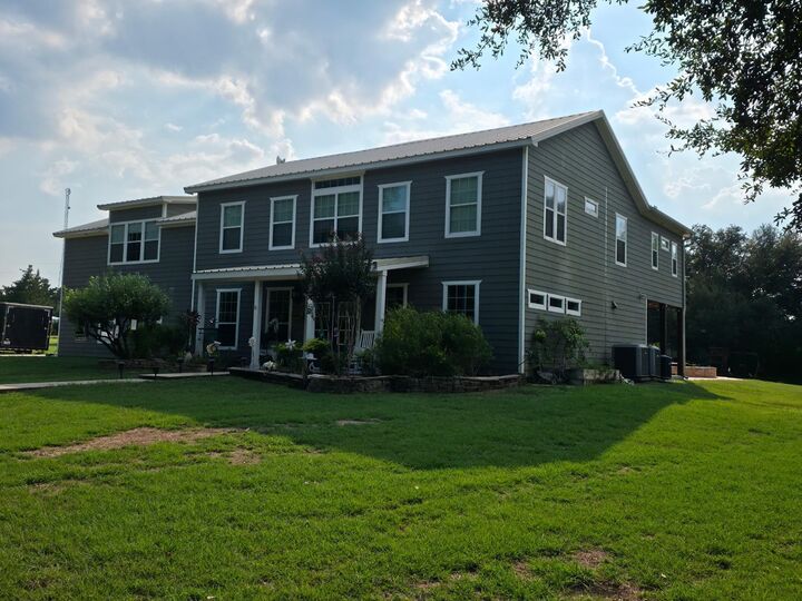 Property Photo: 305 Affleck Road TX 77833