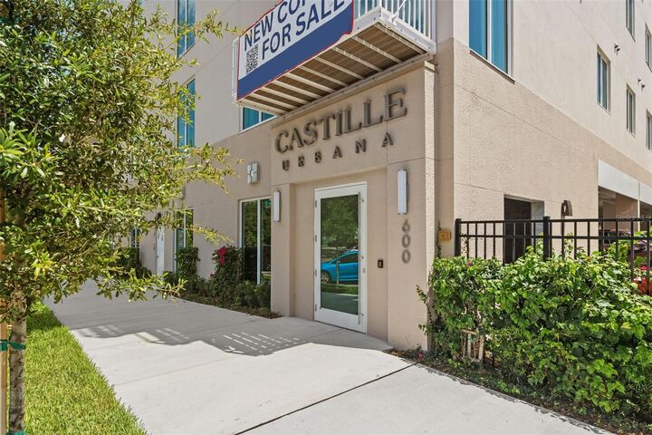 600 3rd Avenue S 406  St Petersburg FL 33701 photo
