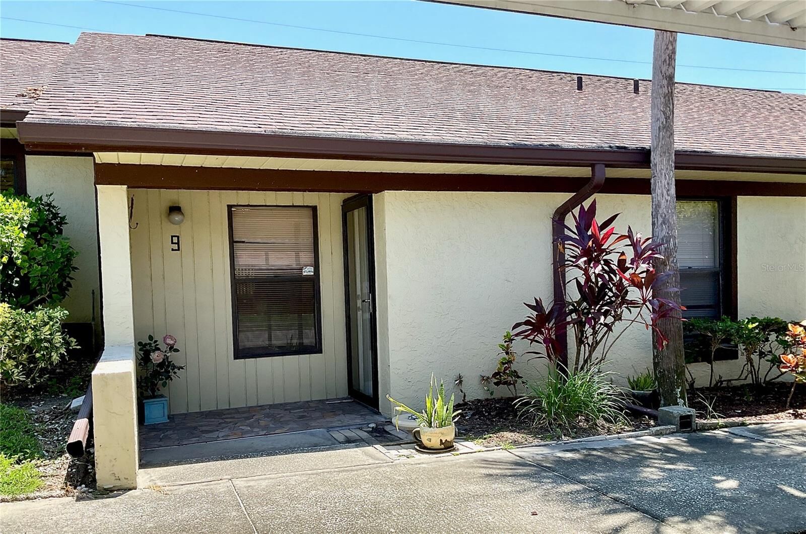 Property Photo: 1311 Powderpuff Drive 1009 FL 34698