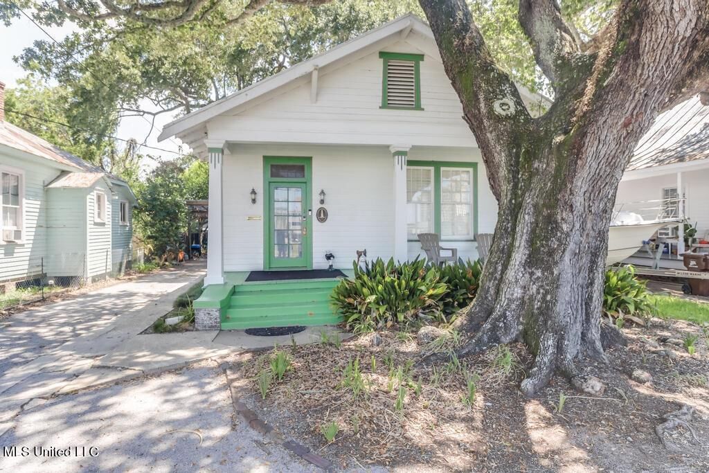 Property Photo:  132 Dukate Street  MS 39530 
