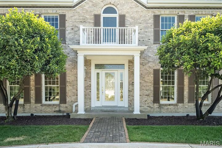 Property Photo:  2300 Sterling Pointe Drive  MO 63005 