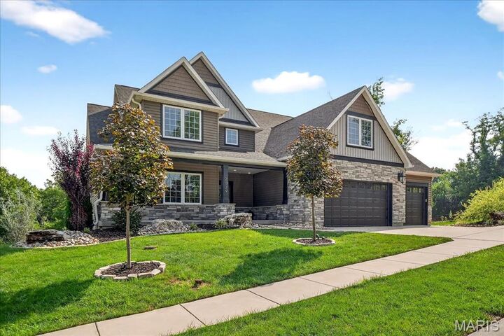 Property Photo: 2029 Lily Avenue MO 63122