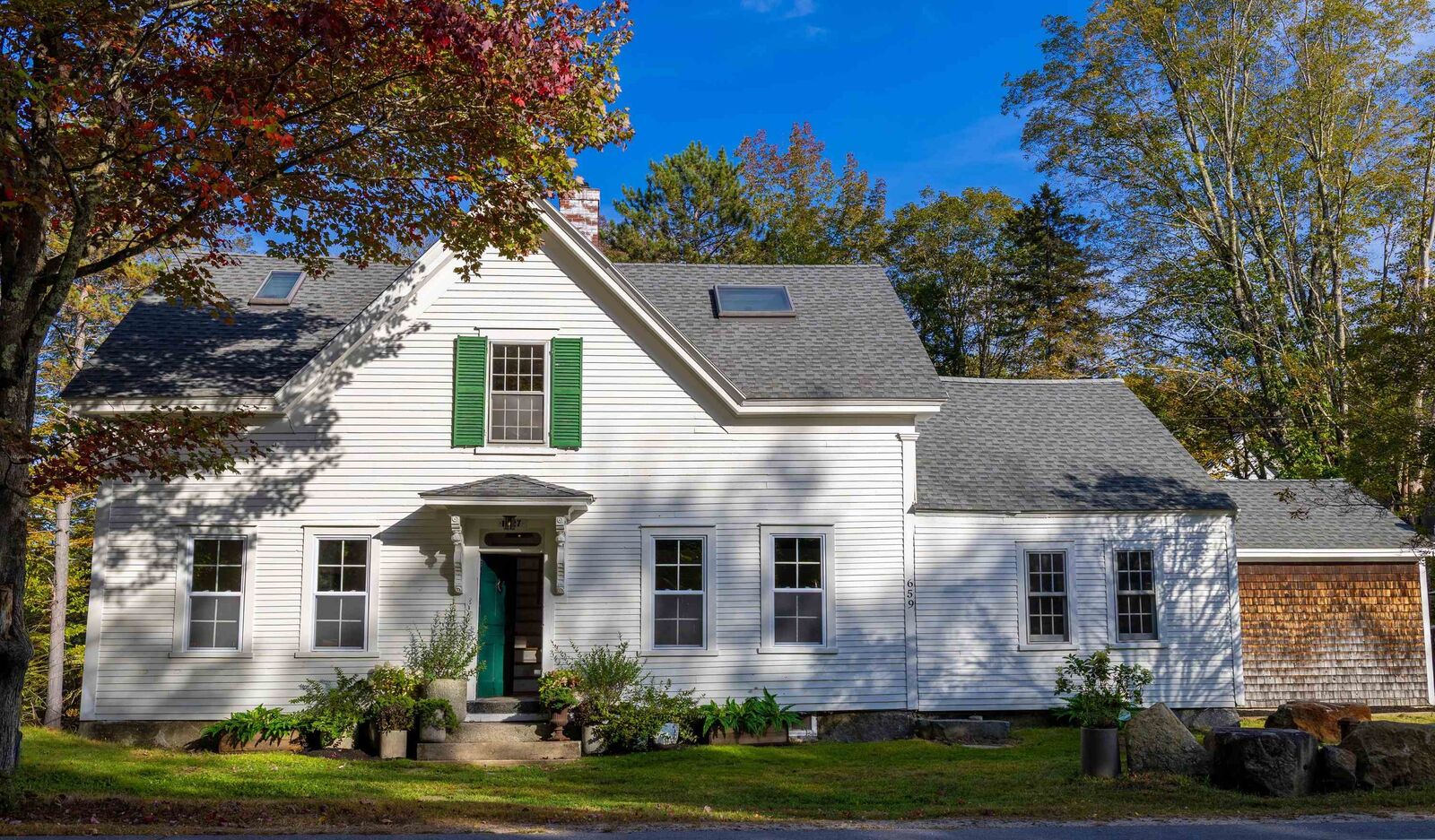 Property Photo:  659 N Sandwich Road  NH 03227 