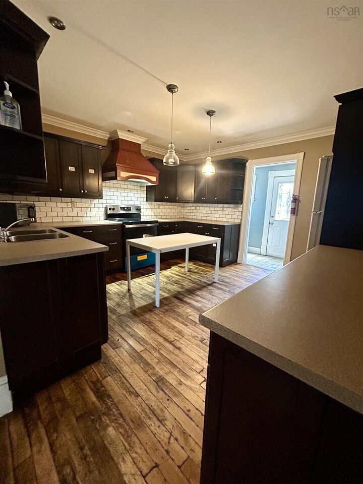 Property Photo: 346 Townsend St. NS B1P 5G2