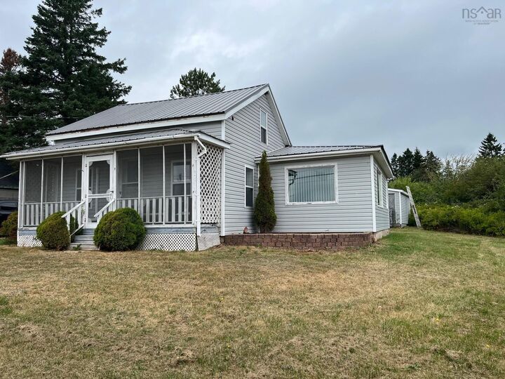 Property Photo:  607 Highway 2  NS B0M 1N0 