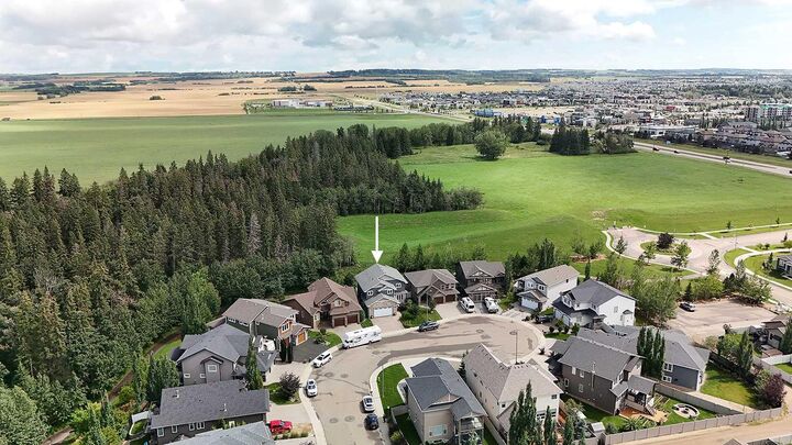 Photo de la propriété:  66 Grove Close  AB T4P 0P4 