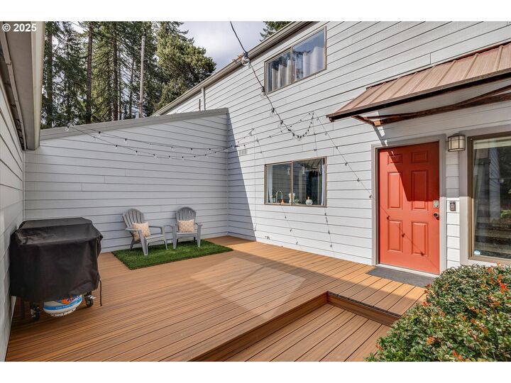 Property Photo:  1200 NE Territorial Rd 92  OR 97013 