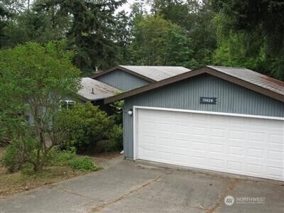 Property Photo:  13429  173rd Avenue SE  WA 98059 