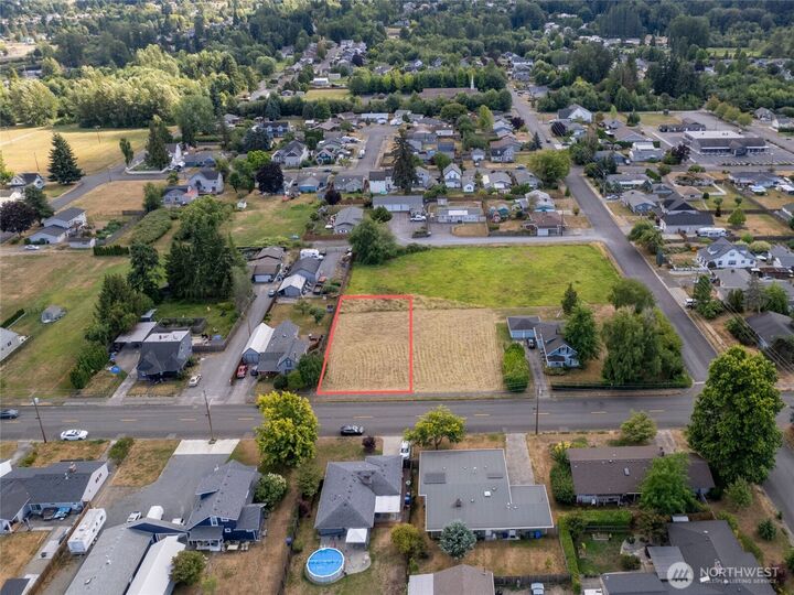 Property Photo: 1206 7th Avenue SW WA 98371