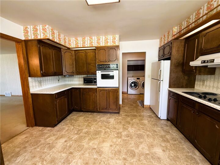 Property Photo: 616 N 3rd Street WI 54819